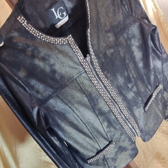 Black and Silver Blazer with Embellishments Large - Picture 6 of 7